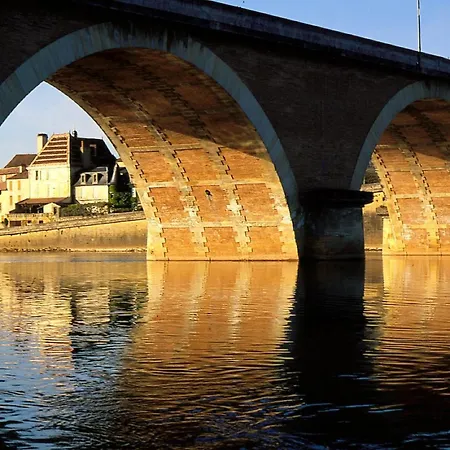 公寓 Avec Terrasse Et Jardinet En Centre *